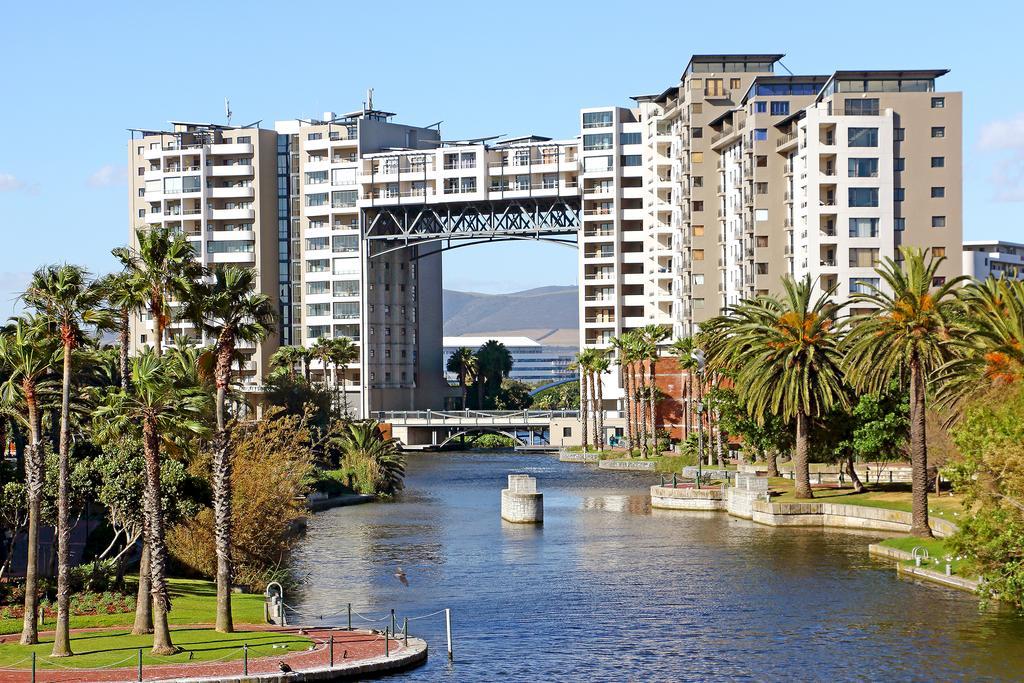 Century City Royal Apartments Κέιπ Τάουν Εξωτερικό φωτογραφία